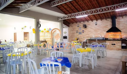 Casa Comercial com Salão de Festas, 2 Quartos, 320m² no Jardim Mariana II - São José dos Campos/SP