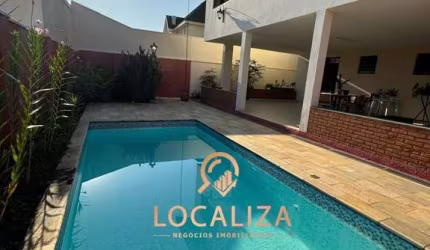 Casa à Venda no Coração do Jardim Esplanada II - Sobrado de Luxo com 4 Quartos, 2 Suítes e Piscina. Visite Agora!