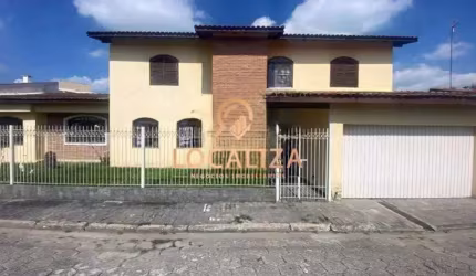 Casa / Jardim Siesta /  05Dormitórios /  02 suíte / 06 vagas / 320m²AC / 750m²TE - Jacareí - SP.
