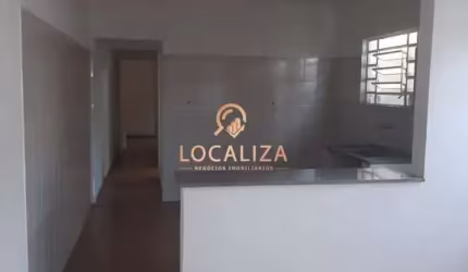 Casa / Jardim Maria Amélia/  3 Dormitórios / 140m²AC / 180m²TE  - Jacareí- SP.