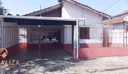 Imperdível: Casa à venda no Centro de São José dos Campos-SP, com 3 quartos, 1 suíte, 2 salas, 1 banheiro, 2 vagas, 185,14m².
