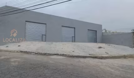 Galpão Comercial de 99m² para Locação em Jacareí-SP, Jardim Santo Antônio da Boa Vista: 1 banheiro, 2 vagas de garagem.
