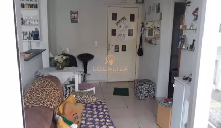 Imperdível oportunidade de investimento em Jacareí-SP: Apartamento à venda no Jardim Califórnia, 2 quartos, 1 suíte, 2 salas, 2 banheiros, 1 vaga de garagem, 68m².