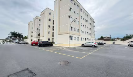 Apartamento com 02 quartos para Alugar no Vila Nova