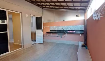 Lindo terreo Reformado  2 Quartos - com um otimo espaço para a sua area goumet