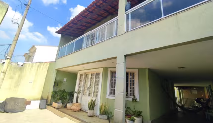 Casa duplex,  3 quartos, piscina, próximo do West Shopping