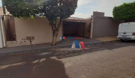 Casa com 3 dormitórios à venda, 140 m² por R$ 300.000,00 - Conjunto Habitacional São José do Rio Preto - São José do Rio Preto/SP