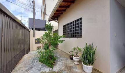 Casa com 3 dormitórios à venda, 155 m² por R$ 690.000,00 - Vila Zilda - São José do Rio Preto/SP