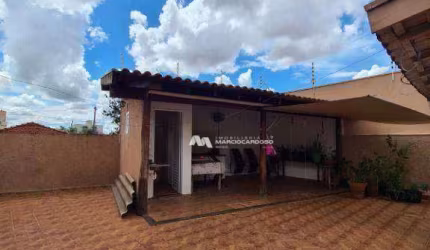 Casa com 3 dormitórios à venda, 180 m² por R$ 950.000,00 - Bosque da Saúde - São José do Rio Preto/SP