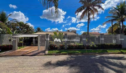 Chácara com 3 dormitórios à venda, 1300 m² por R$ 2.100.000,00 - Bacuri - Ipiguá/SP