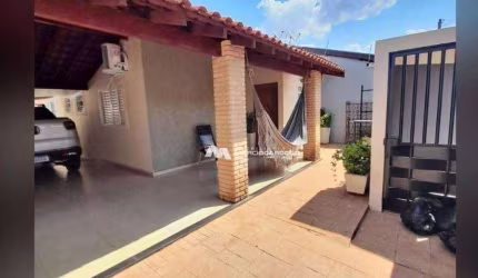 Casa com 2 dormitórios à venda, 100 m² por R$ 370.000,00 - Parque das Aroeiras - São José do Rio Preto/SP