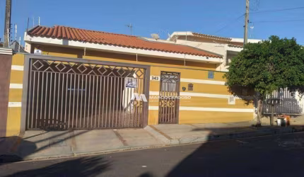 Casa com 3 dormitórios à venda, 117 m² por R$ 330.000,00 - Parque Residencial Universo - São José do Rio Preto/SP