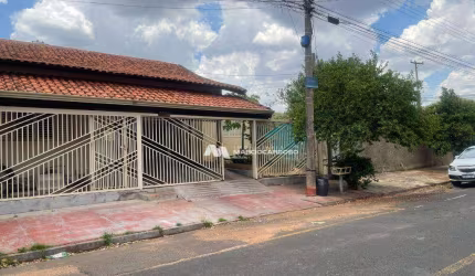 Casa com 2 dormitórios à venda, 187 m² por R$ 320.000,00 - Jardim Vitória Régia - São José do Rio Preto/SP