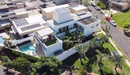 Sobrado com 3 dormitórios à venda, 355 m² por R$ 2.400.000,00 - Gaivota II - São José do Rio Preto/SP