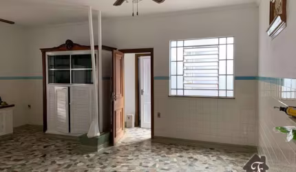 Casa com 4 quartos à venda na Rua Moraes Navarro, Vila Marieta, Campinas, 181 m2 por R$ 700.000