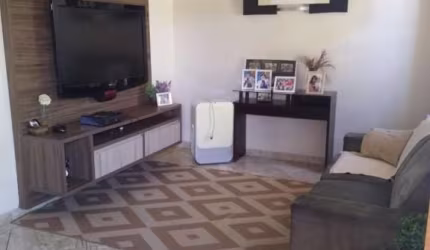 Casa com 2 quartos à venda na Rua Macaraí, Jardim Cura D'Ars, Campinas, 150 m2 por R$ 530.000