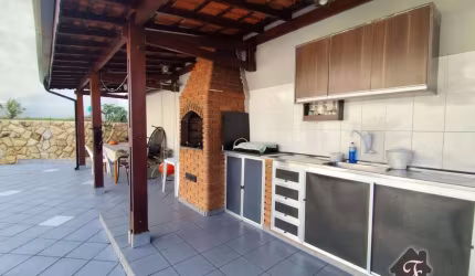 Casa com 3 quartos à venda na Rua São Bento do Sapucaí, Jardim Nova Europa, Campinas, 266 m2 por R$ 950.000