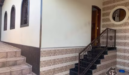 Casa com 3 quartos à venda na Rua Antônio Rosolen, Parque Santa Bárbara, Campinas, 264 m2 por R$ 795.000