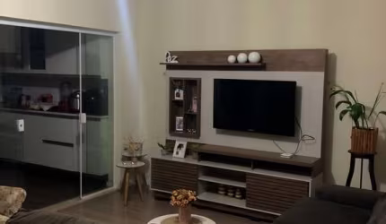 Casa com 2 quartos à venda na Rua Antônio Francisco Lisboa, Jardim Amanda I, Hortolândia, 250 m2 por R$ 424.000