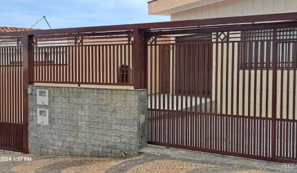 Casa com 3 quartos à venda na Rua Otoniel Mota, Jardim Leonor, Campinas, 220 m2 por R$ 689.000
