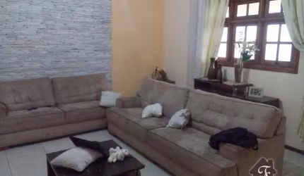 Casa com 3 quartos à venda na Avenida Anita Garibaldi, Jardim Amanda II, Hortolândia, 150 m2 por R$ 615.000