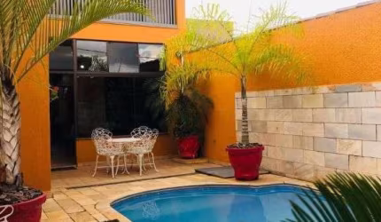 Casa com 4 quartos à venda no Jardim García, Campinas , 350 m2 por R$ 790.000