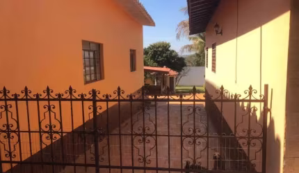 Casa com 3 quartos à venda no Parque Rural Fazenda Santa Cândida, Campinas , 400 m2 por R$ 1.500.000