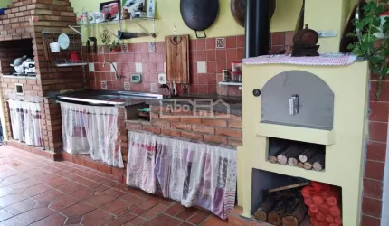 Casa em condomínio fechado com 4 quartos à venda no Mansões Santo Antônio, Campinas , 217 m2 por R$ 1.170.000