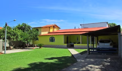 Casa para Venda em Araruama, Novo Horizonte (Iguabinha), 4 dormitórios, 2 banheiros, 4 vagas
