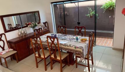 Casa para venda com 360 m² e 4 quartos em Jardim América, Bauru - SP
