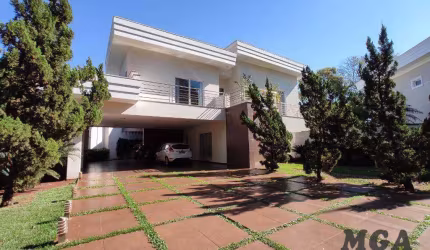 Sobrado no Condomínio Residencial Lago dos Cisnes - Foz do Iguaçu/PR