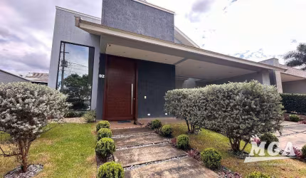 Sobrado com 4 dormitórios à venda, 287 m² por R$ 2.390.000,00 - Condomínio Arco de Paris - Foz do Iguaçu/PR