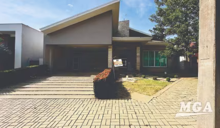 Casa com 3 dormitórios à venda, 300 m² por R$ 1.650.000,00 - Condominio Residencial Dom Olívio - Foz do Iguaçu/PR