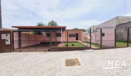 Casa com 4 dormitórios para alugar, 112 m² por R$ 3.800,00/mês - Yolanda - Foz do Iguaçu/PR