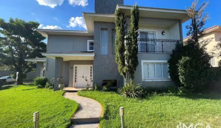 Sobrado com 5 dormitórios (sendo 3 suítes) à venda, 393 m² por R$ 2.050.000 - Condomínio Residencial Crisálidas - Foz do Iguaçu/PR