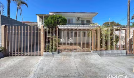 Sobrado com 3 dormitórios à venda, 230 m² por R$ 790.000,00 - Jardim das Laranjeiras - Foz do Iguaçu/PR