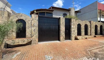 Sobrado com 5 dormitórios para alugar, 434 m² por R$ 6.000,00/mês - Beverly Falls Park - Foz do Iguaçu/PR