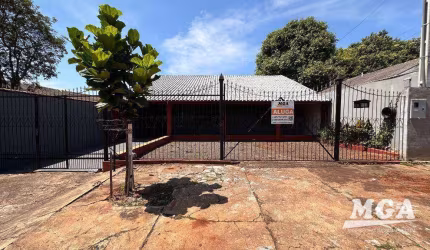 Casa com 3 dormitórios para alugar, 205 m² por R$ 2.688,00/mês - Parque Morumbi - Foz do Iguaçu/PR