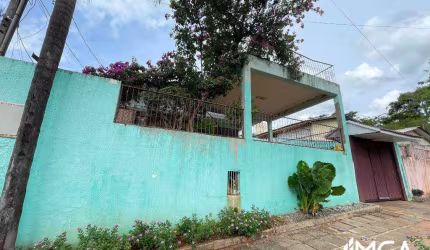 Casa com 4 dormitórios à venda, 207 m² por R$ 500.000,00 - Centro - Foz do Iguaçu/PR