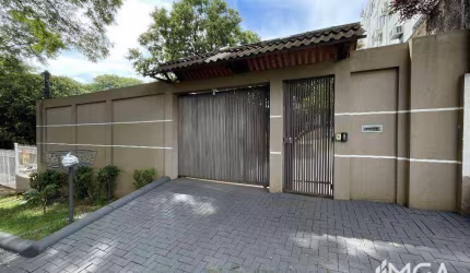 Casa com 3 dormitórios para alugar, 70 m² - Centro - Foz do Iguaçu/PR