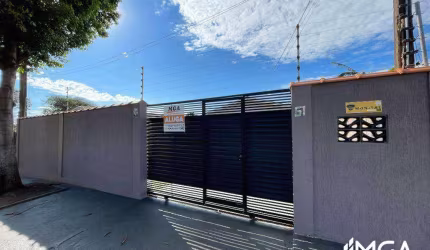 Casa com 4 dormitórios para alugar, 180 m² por R$ 2.901,00/mês - Loteamento Universitário das Américas II - Foz do Iguaçu/PR
