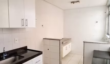 OPORTUNIDADE !IMOVEL BEM LOCALIZADO ,AMPLO E SEGURO.