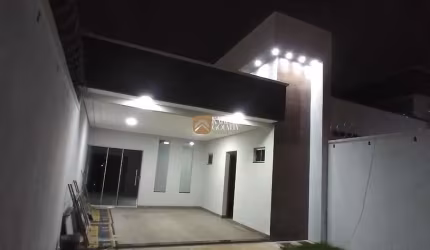 Casa à venda no bairro Residencial Canadá - Goiânia/GO