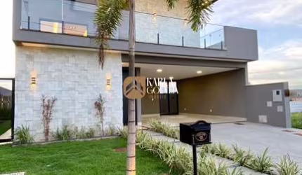 Sobrado à venda no bairro Residencial Parqville Jacarandá - Aparecida de Goiânia/GO