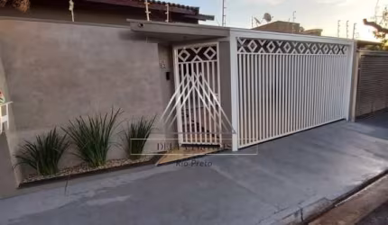 Imperdível oportunidade! Casa à venda em São José do Rio Preto-SP, Residencial Vila Flora: 3 quartos, 1 suíte, 2 salas, 2 banheiros, 2 vagas, 110m²