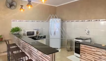 Imperdível oportunidade: Casa à venda no Jardim Urupês, São José do Rio Preto-SP, com 3 quartos, 1 suíte, 1 sala, 4 banheiros, 2 vagas de garagem e 270,00 m² de área.