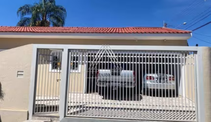 Casa à venda em São José do Rio Preto-SP, Jardim Nazareth: 3 quartos, 2 suítes, 2 salas, 3 banheiros, 2 vagas, 130m².
