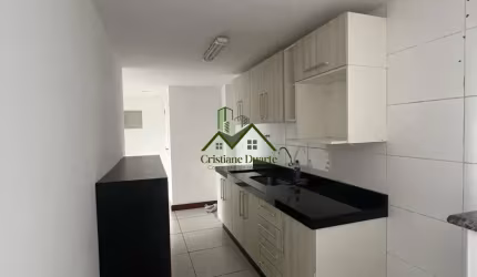 Apartamento à venda no condomínio Strauss