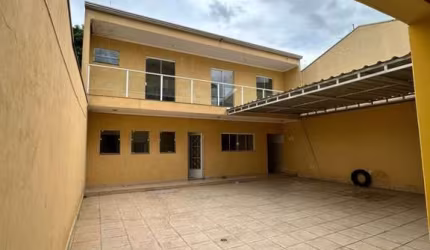 Casa com 3 dormitórios para alugar, 100 m² por R$ 2.500,00 - Parque Ortolândia - Hortolândia/SP