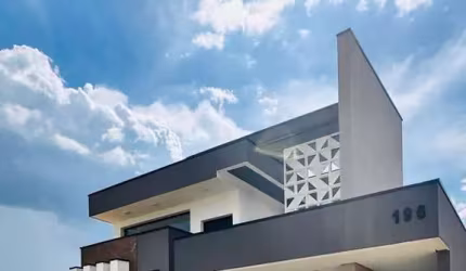 Casa térrea moderna à venda condomínio Monterrey